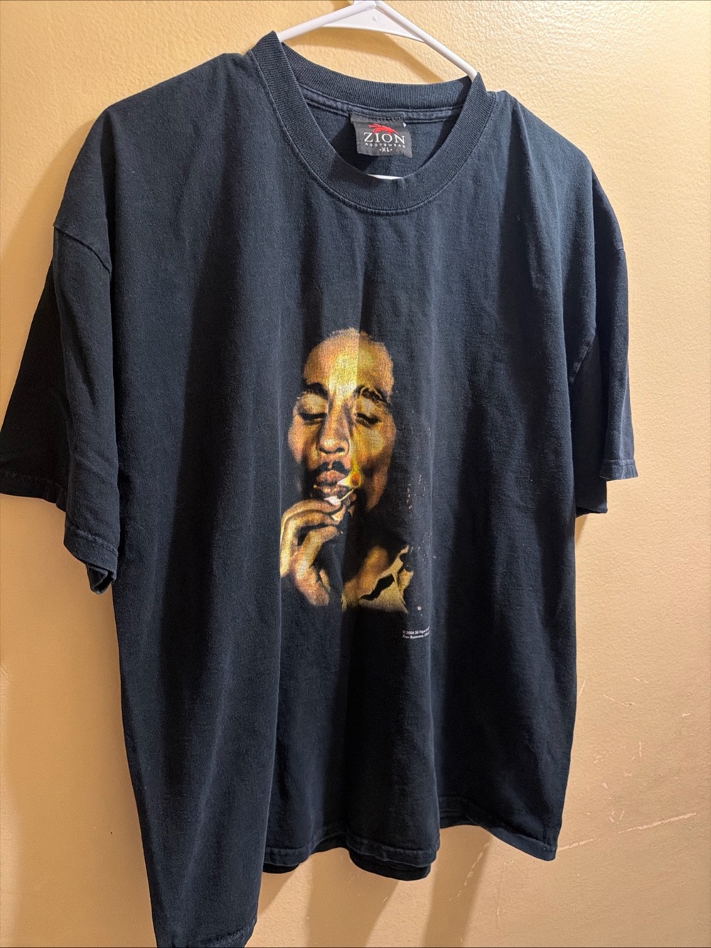 Zion Black Graphic Bob Marley Tee 2004
